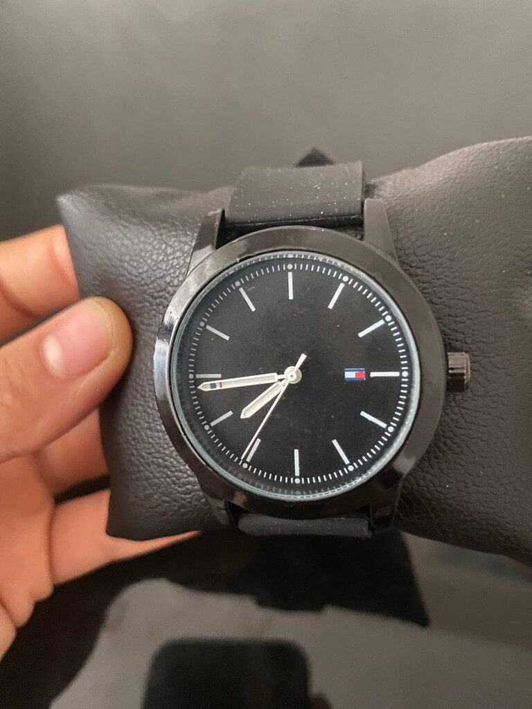 sıfır & kutulu Tommy Hilfiger Erkek Kol Saati - Silikon Kordon - 3
