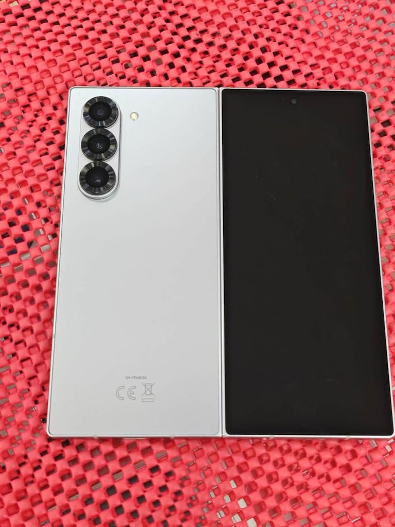 SAMSUNG Z FOLD 4 256/12 GB TR ORJİNAL HATASIZ 2.EL - 2