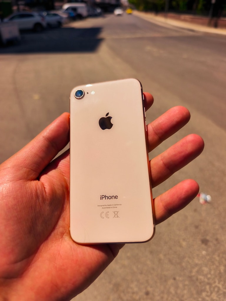 İPHONE 8 64 GB TR - 2
