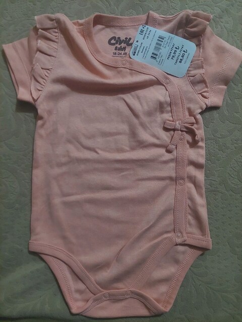 Yeni bebe giysi