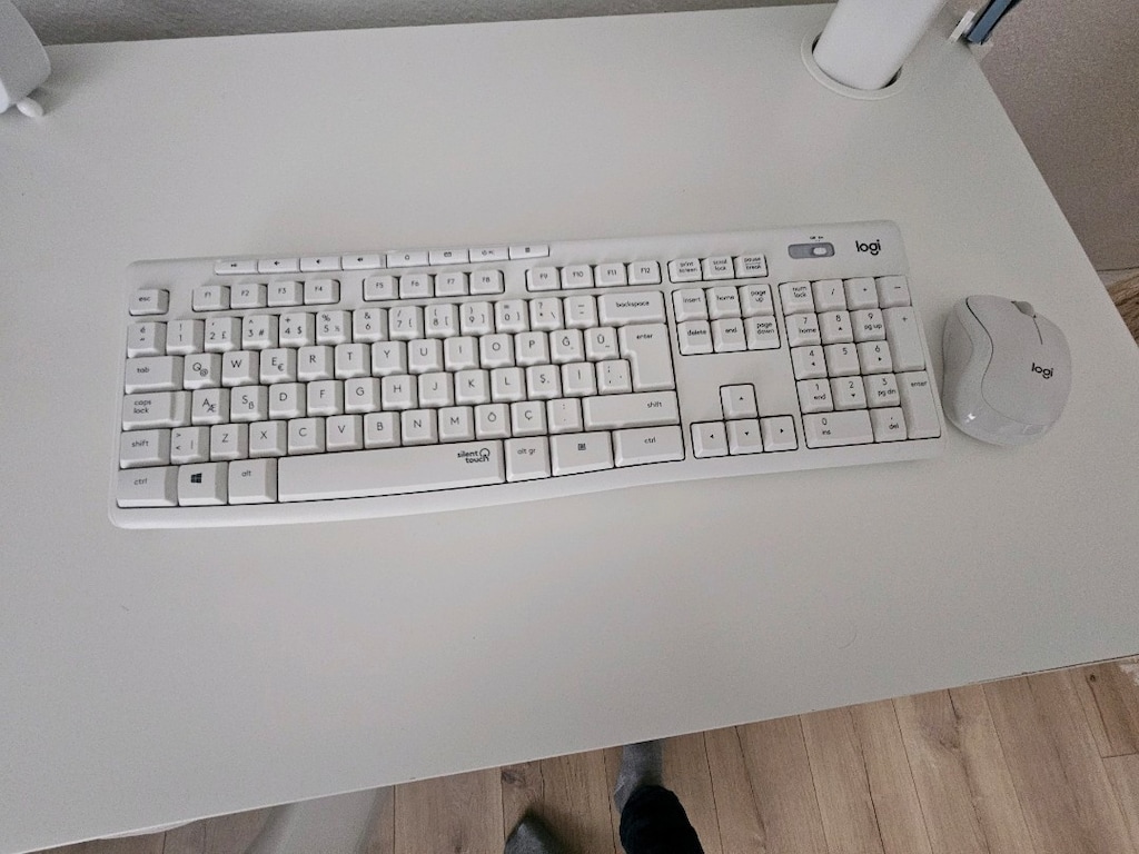 Logitech - Sıfır ayarında Kablosuz-Klavye Mouse Set