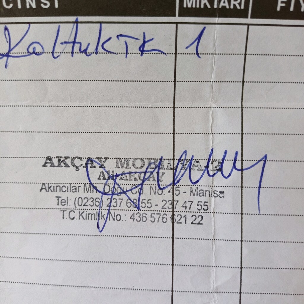 koltuk takımı. 2 adet üçlü.2 adet tekli berjel .kırem rengi. tay tüyü - 10