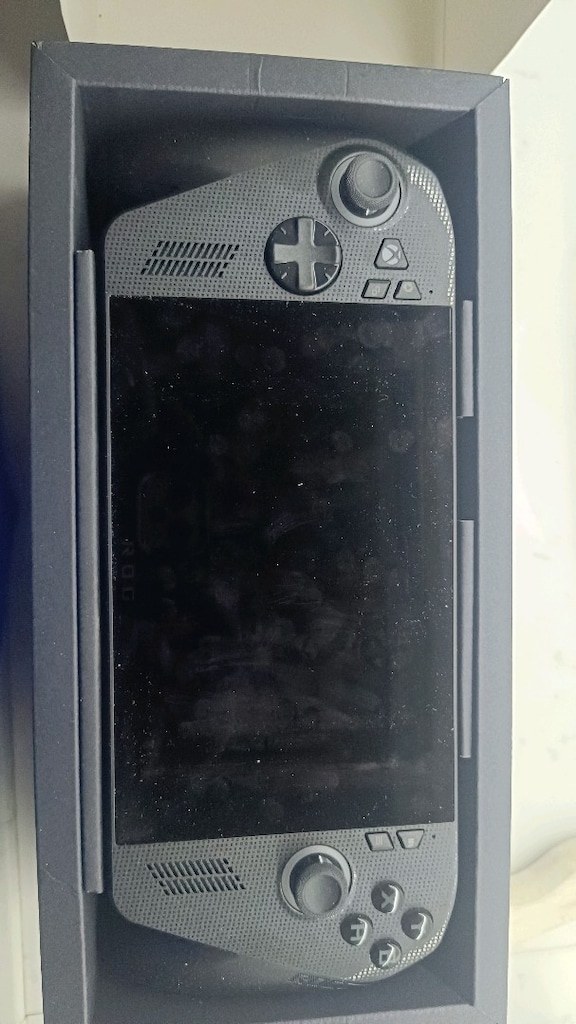 asus rog ally z2 extreme - 3