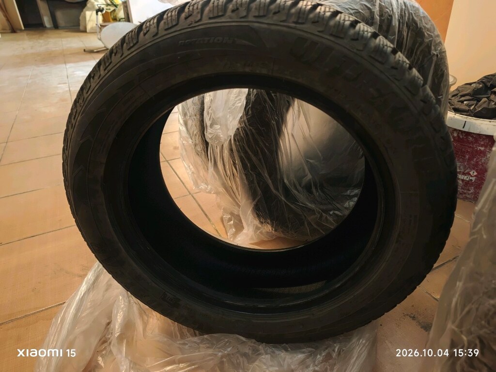 Goodyear ultragrip 8 kışlık 205/55R16 Lastik - 3