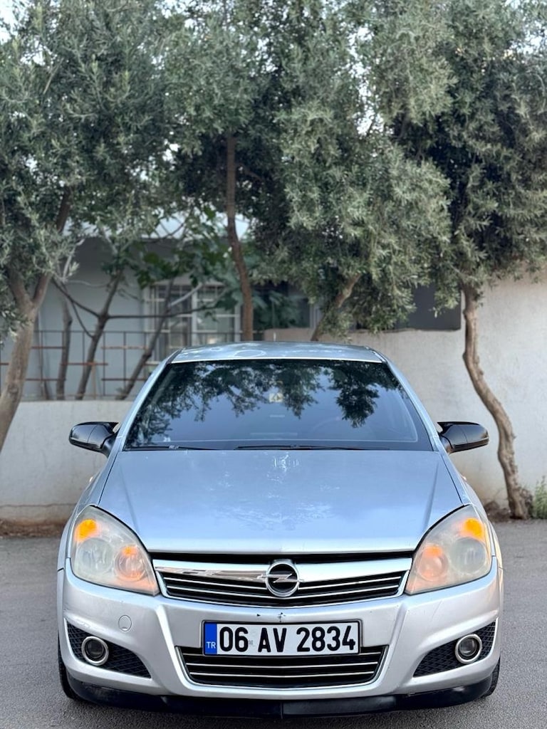 Opel Astra h - 8