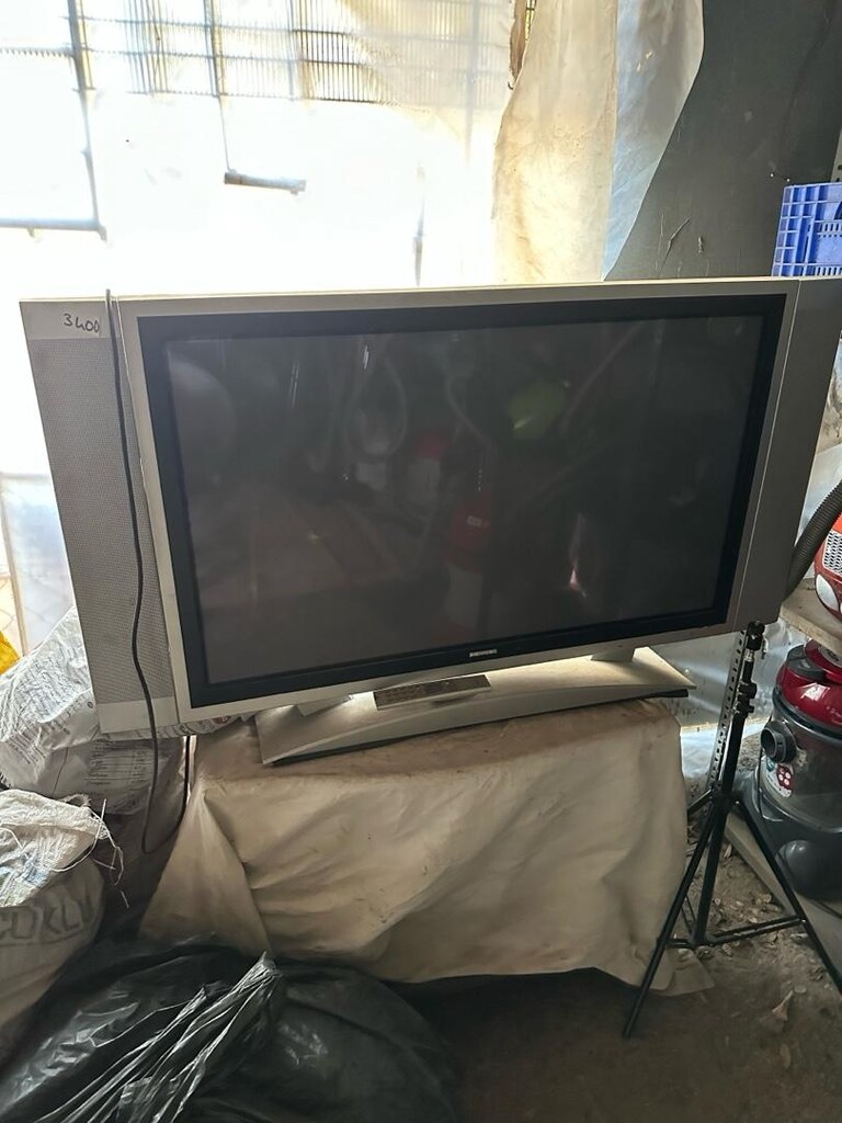 televizyon.sorunsuz çalışıyor.uygun fiyatlı 42” televizyon - 6