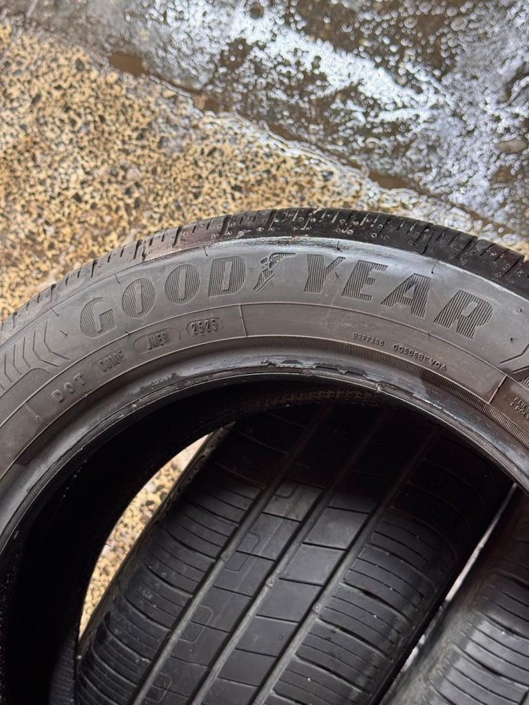 205 55 16 yazlık Goodyear 1000 km yol yaptı sıfır ayarında tarıh 2025 - 3
