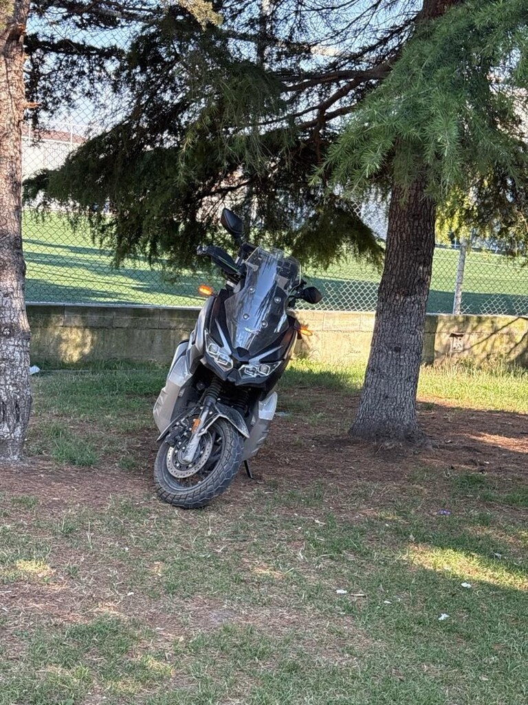 Rks Blade 250 maxi scooter forza yavrusu - 4