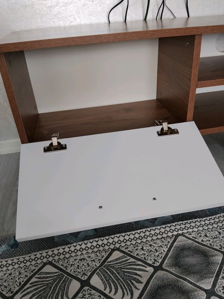 TV Ünitesi - 2