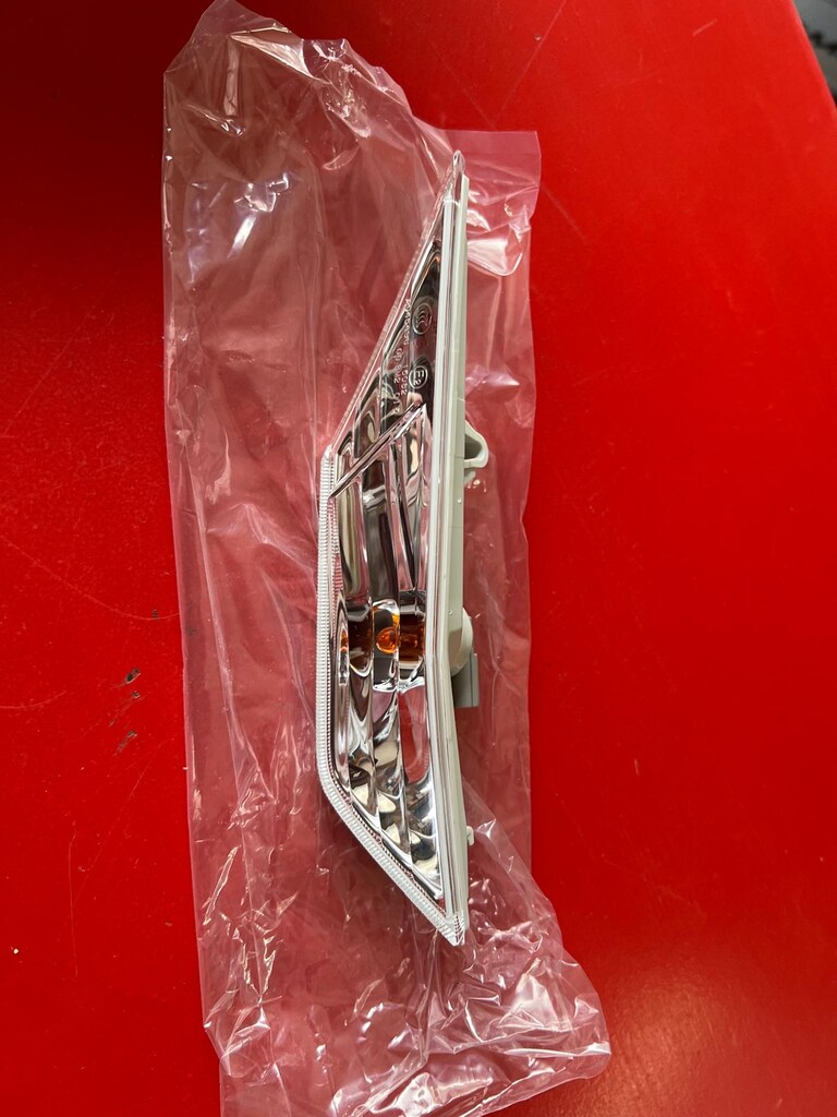 HONDA CIVIC FC5 SAĞ ÖN ÇAMURLUK SİNYAL - 2