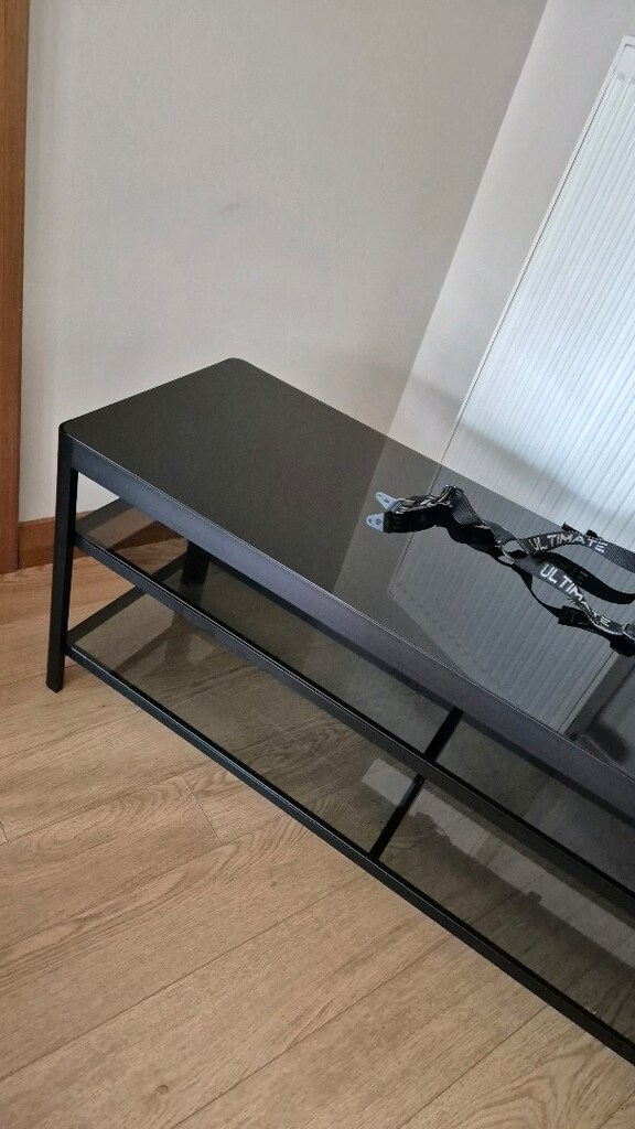 İkea Metal Cam Tv Sehpası - 3