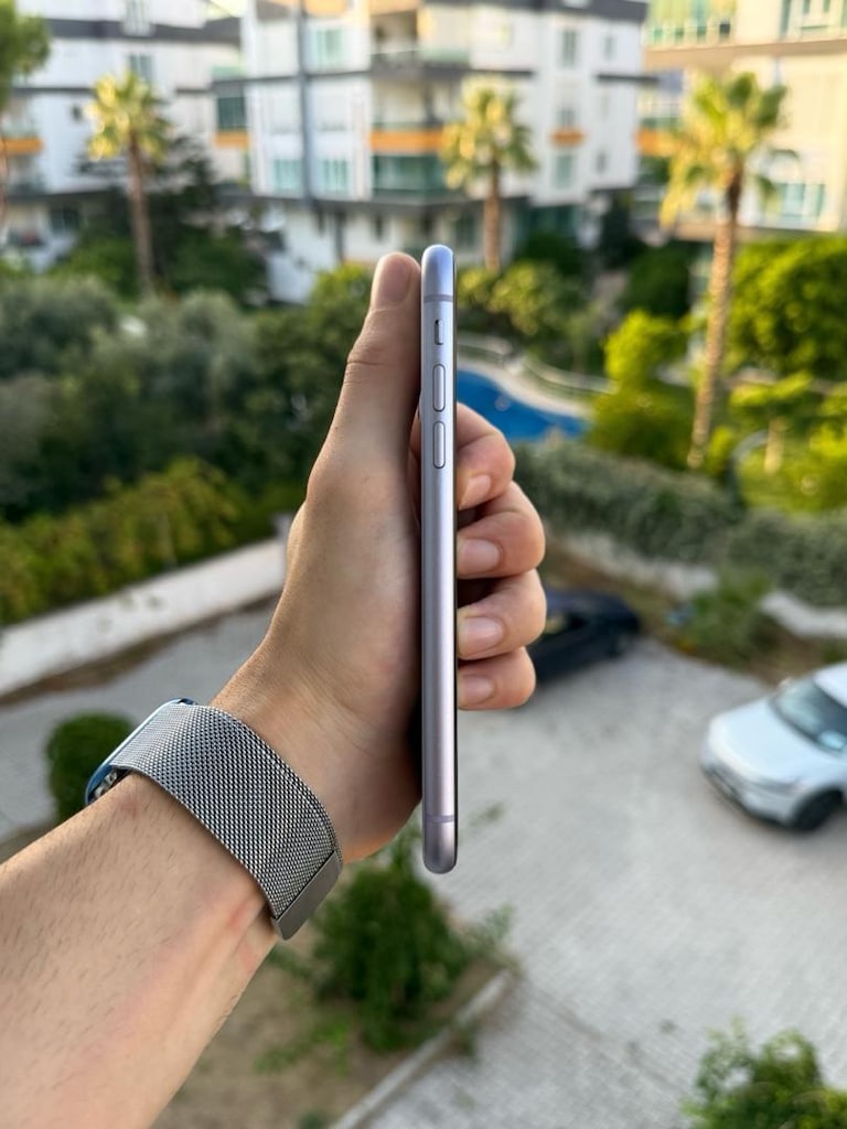 İPhone 11 64GB Yurtiçi - 2
