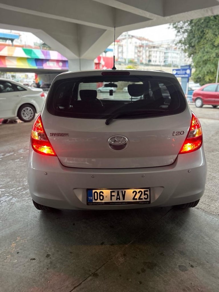 2011 1.4 TAM OTOMATİK 103.000 km’de BENZİNLİ - 2