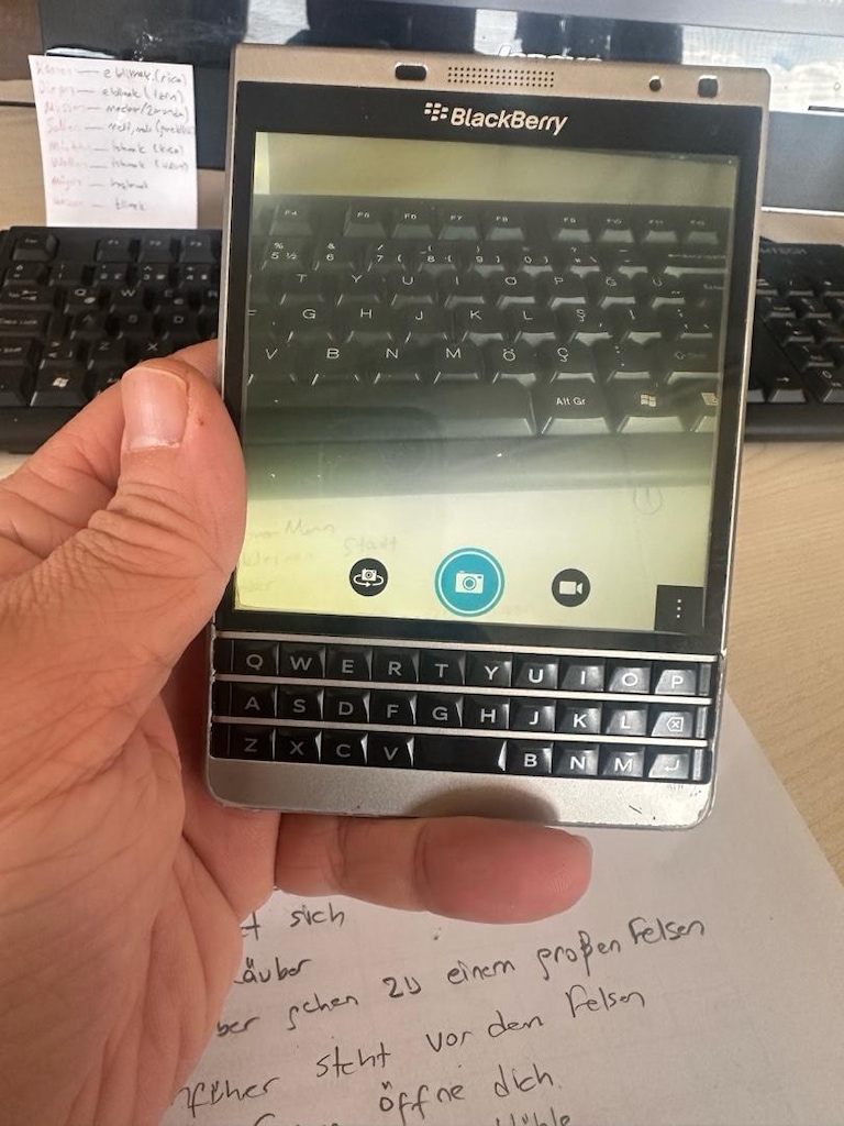 Blackberry Pasaport - 7