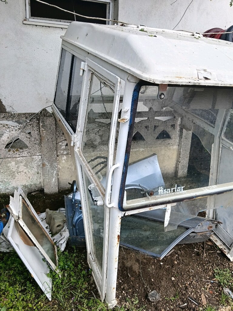 Traktörler için kabin mevcuttur - 3