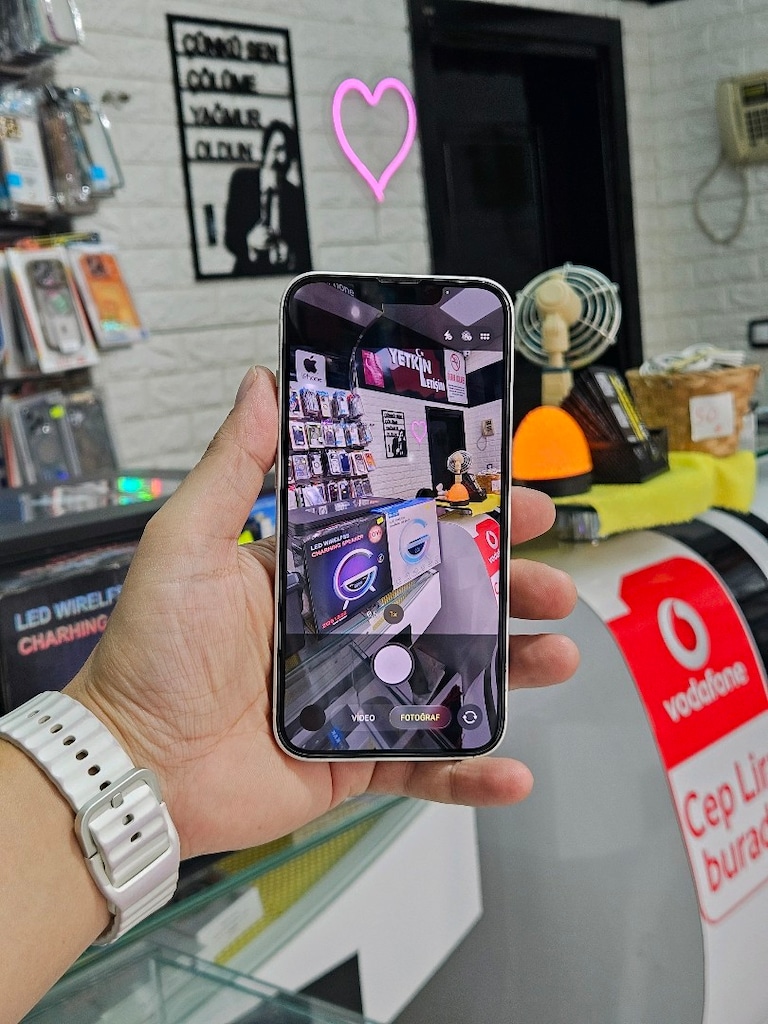iPhone 14 Beyaz - 3