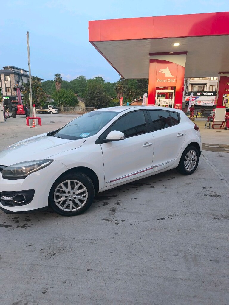 2015 megane 3 - 4