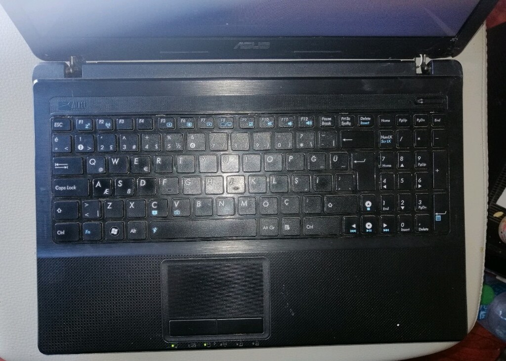 Acer i3 işlemci laptop i - 4