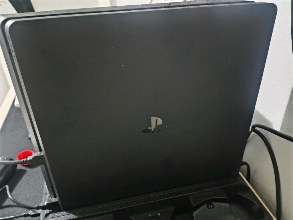 PS4 slim - 5
