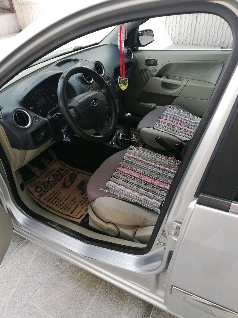 Sahibinden Satılık Temiz Değişensiz Ford Fiesta 1.4 TDCİ Comfort - 12