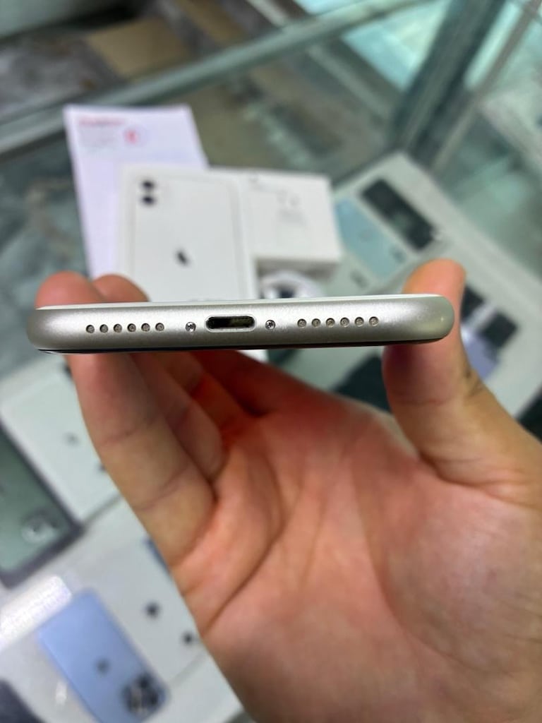 MÜHENDİSCELL’DEN YURTİÇİ İPHONE 11 HATASIZ KUTULU FATURALI - 3