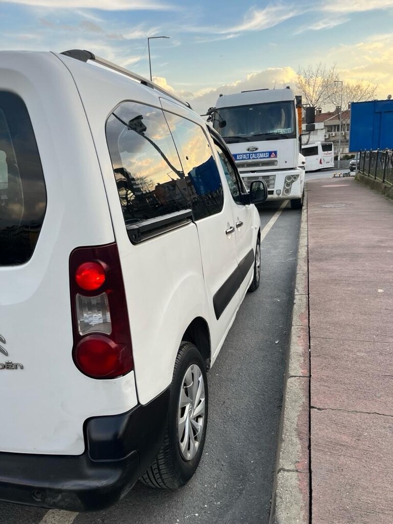 Ctroen berlingo aracımız acil satılık - 6
