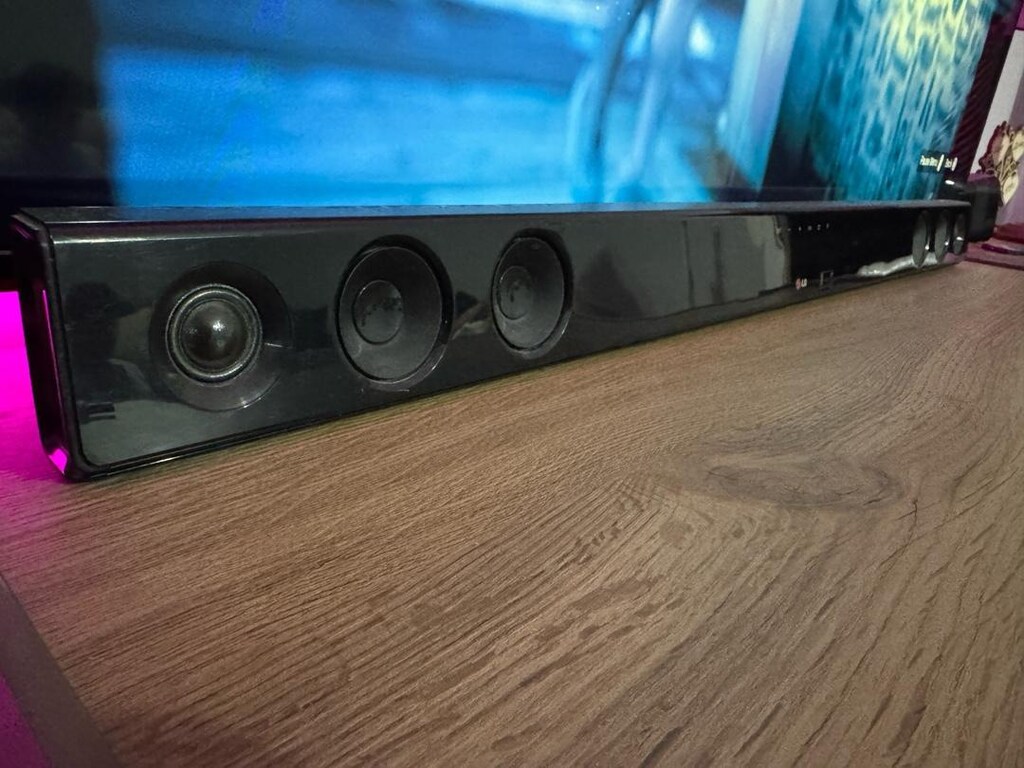 LG SOUNDBAR - 5