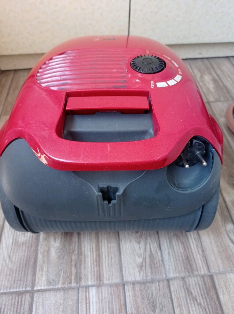 SÜPÜRGE BOSSCH 2000 WATT - 5