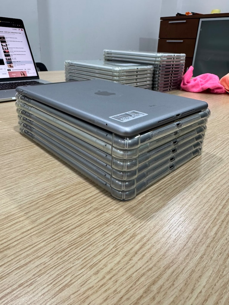 Apple iPad 5. Nesil 128 GB Wi-Fi + Cellular | Stok: 15+ Adet ŞOK FİYAT - 2
