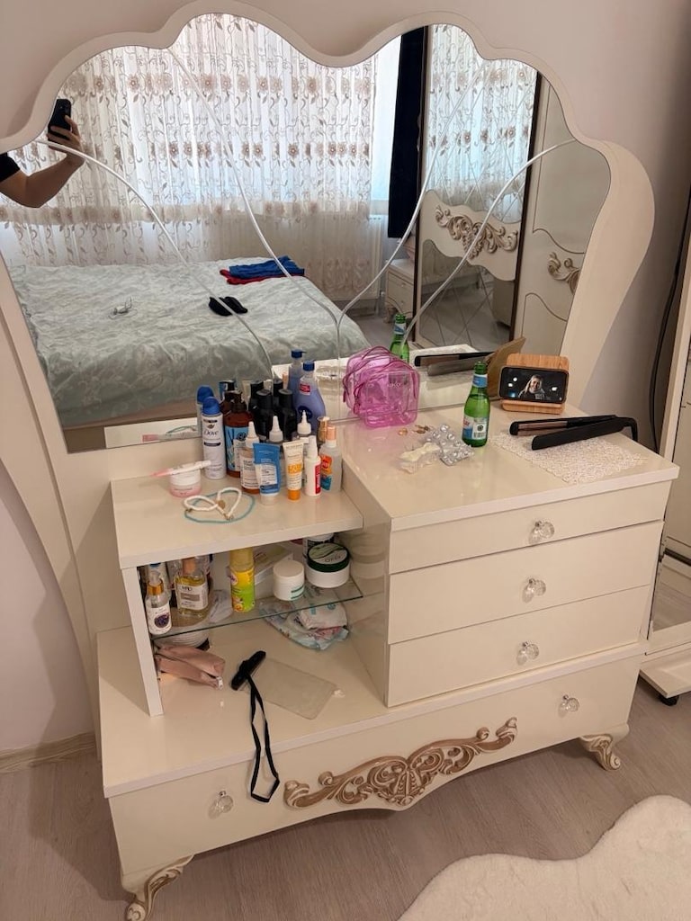 şifınyer + 2 komidin + 1 ayna - 3