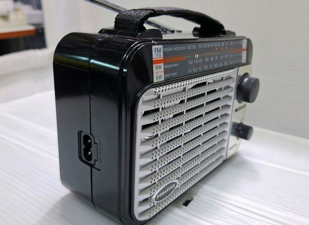 Elektrikli,Şarjlı,Pilli,Fm'li,3 Band,Usb ve Sd Okuyuculu Radyo, Kyaka - 5