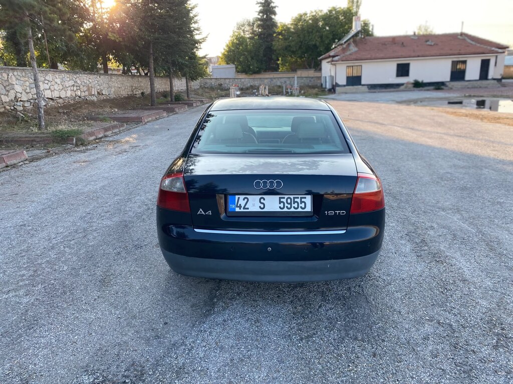 SAHİBİNDEN DEĞİŞENSİZ 2004 AUDİ A4 - 5