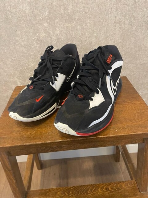 NIKE KYRİE LOW 5 _ 40 NUMARA