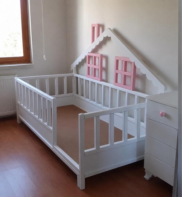 ÇOCUK MONTESSORİ KARYOLA YATAK