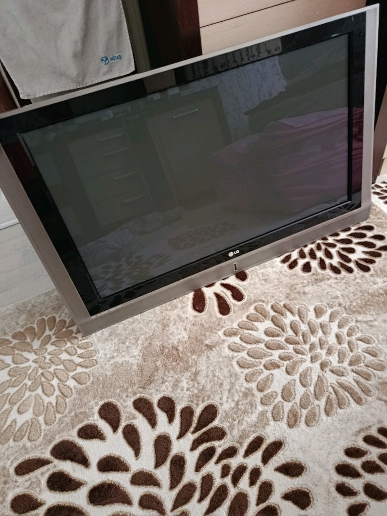 lg plazma tv - 2