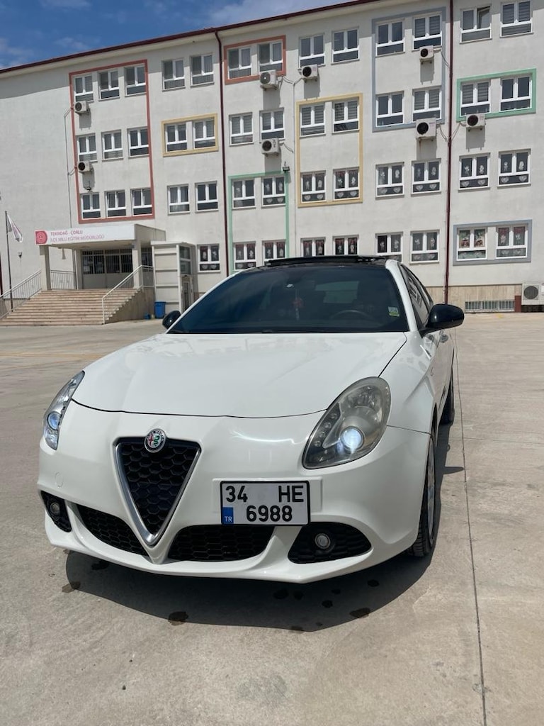Sportif Ruh Temiz Alfa Romeo Guiletta - 14