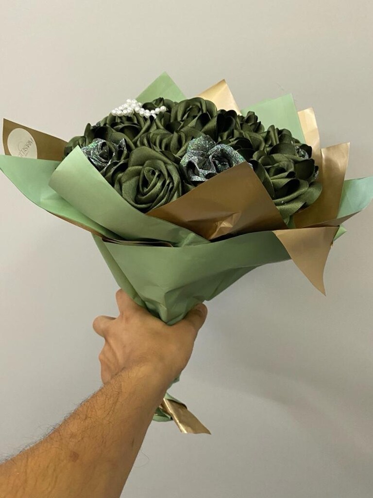 El Yapımı Saten Gül Buketi – Solmayan Dekoratif Çiçek Aranjmanı - 3
