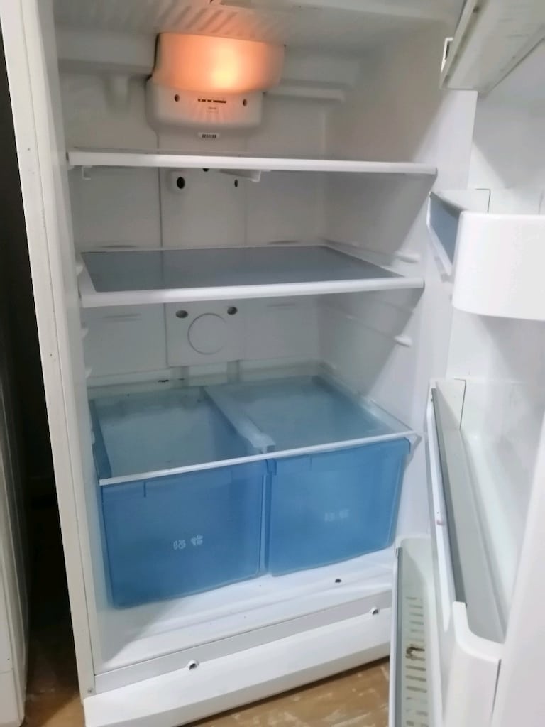 Bosch marka 543 litrelik çift kapılı NoFrost buzdolabı - 3