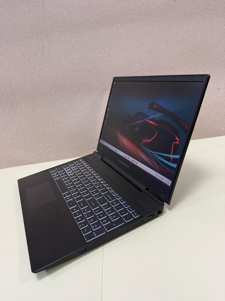 EXCALIBUR İ7 10 nes (48) 16 ram 512 ssd GTX 1650 4 gb - 3