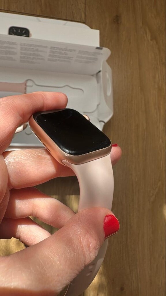 Apple Watch 6 40mm - 6