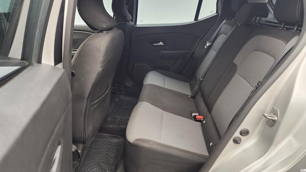 Dacia SANDERO STEPWAY EXTREME TCE 90 CVT - 13