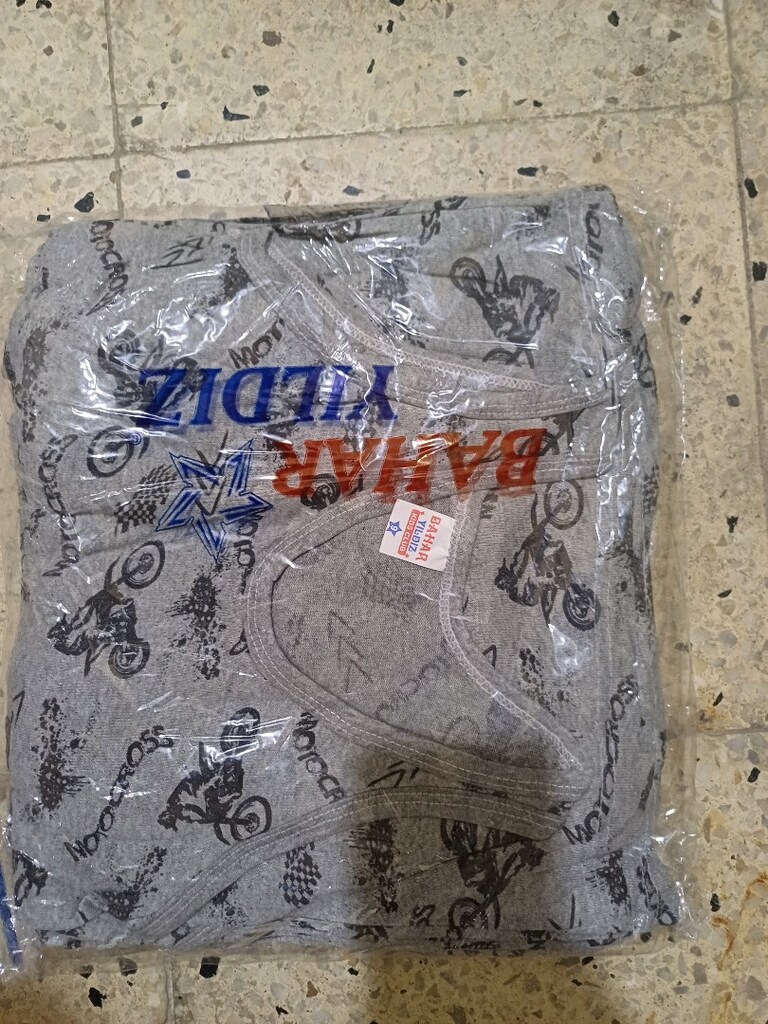 çocuk renkli atlet her yaş her renk mevcut adet 20 TL - 3
