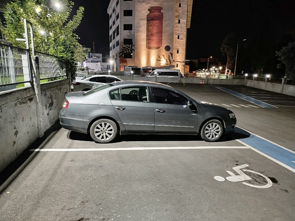 Passat 1.6 trenline - 6