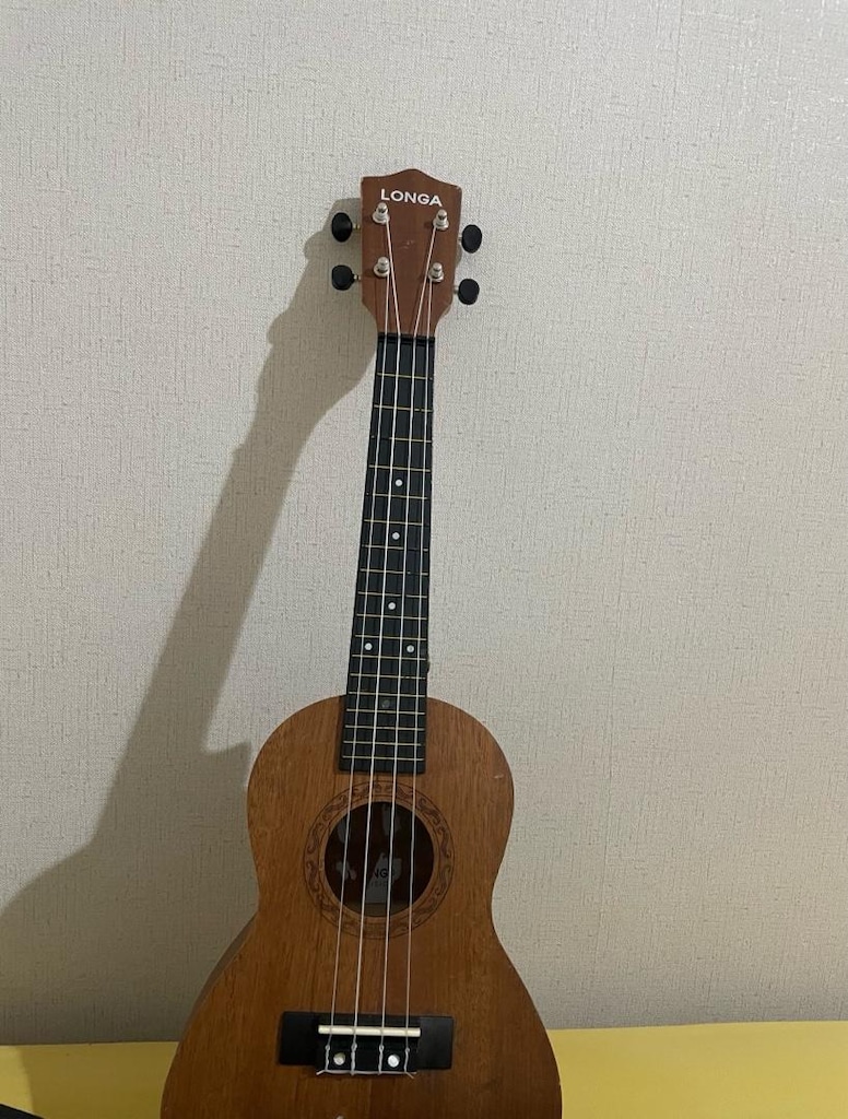 ukulele - 2