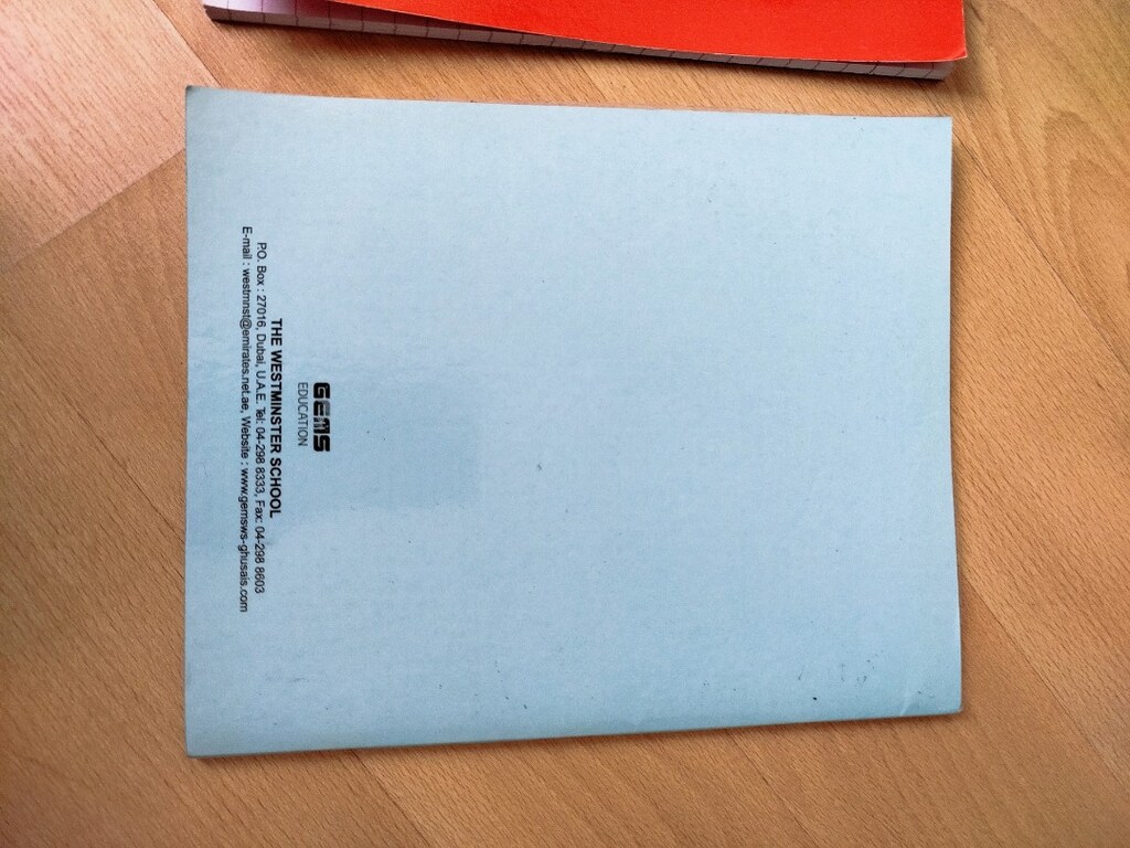 Sıfır Dubai'den alındı 2 adet çizgili ve kare defter - 9