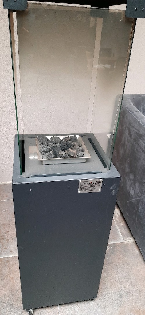 Cam Lav Taşlı Tüplü Şömine - 2
