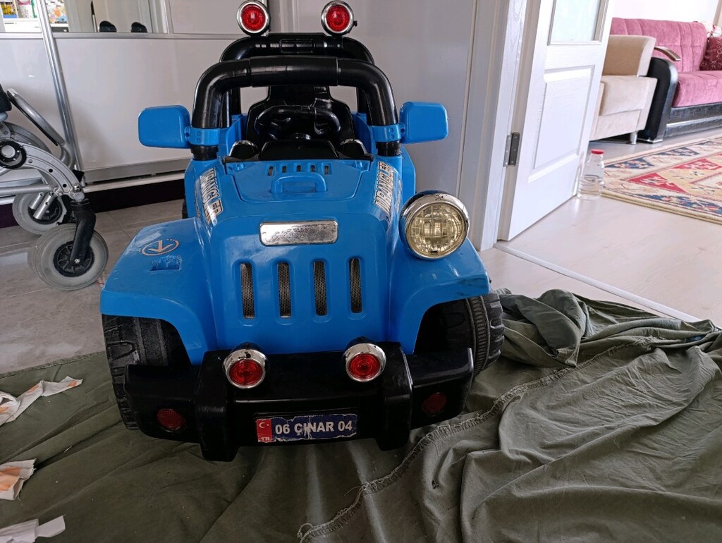 12 volt akülü araba - 2