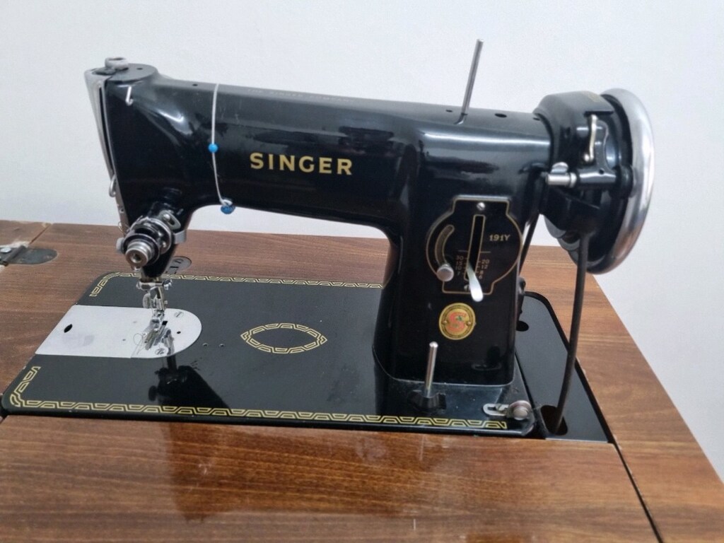 Singer Dikiş makinası . - 2