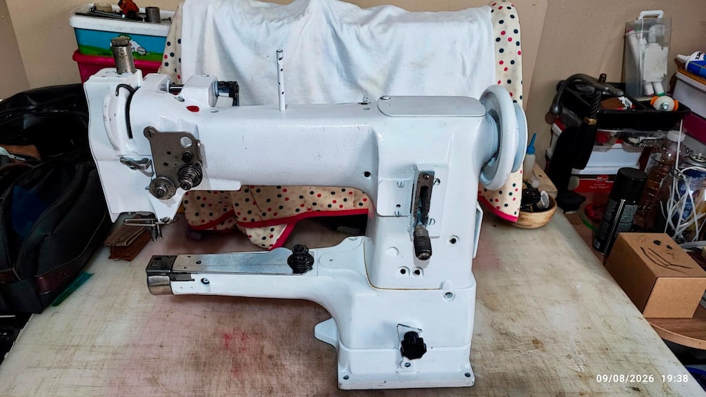 PFAFF 335 | Alman Malı | Kasnaklı Motorlu | Az Kullanılmış - 4