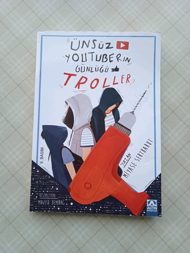 Ünsüz YouTuberin Günlüğü Miyase Sertbarut Kitap - 3